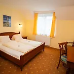 Restaurant Gaestehaus Seiger Szálloda Sankt Lorenzen bei Knittelfeld