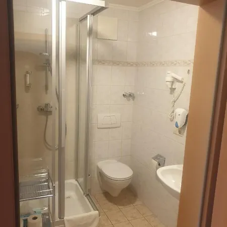 Restaurant Gaestehaus Seiger ホテル Sankt Lorenzen bei Knittelfeld