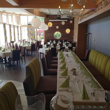 Restaurant Gaestehaus Seiger Szálloda Sankt Lorenzen bei Knittelfeld