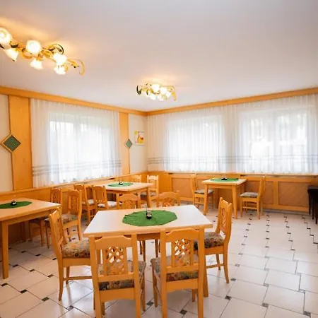 Restaurant Gaestehaus Seiger ホテル Sankt Lorenzen bei Knittelfeld